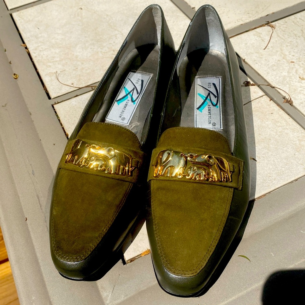 Leather and suede leather green kaki gold hardware elephants shoes loafers